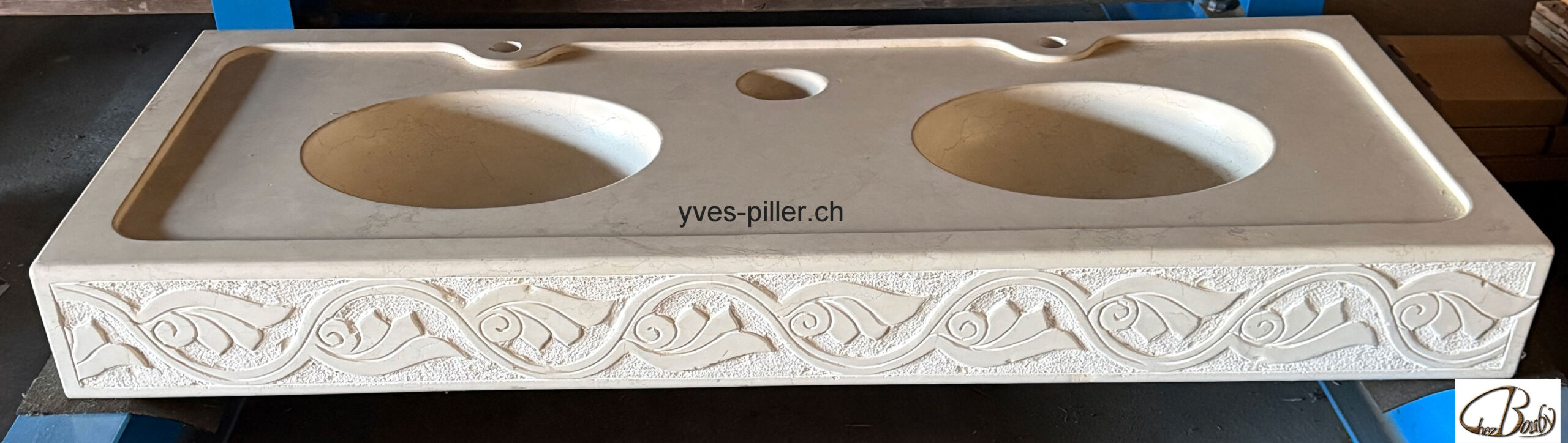 Spülbecken aus Kalkstein